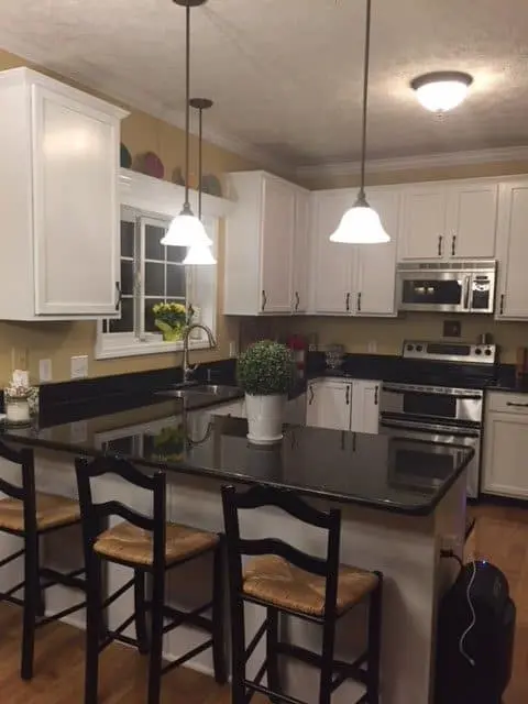 Project photo — Cabinet Painting – Guy Painting